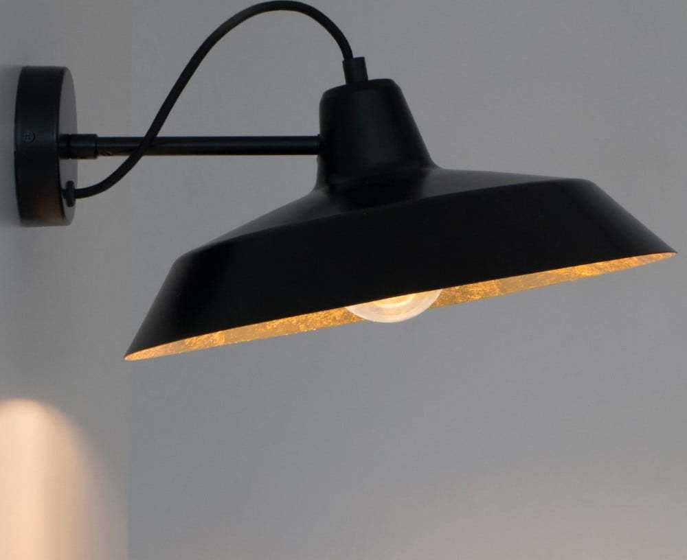 Černé nástěnné svítidlo s detailem ve zlaté barvě Sotto Luce Cinco Basic Sotto Luce