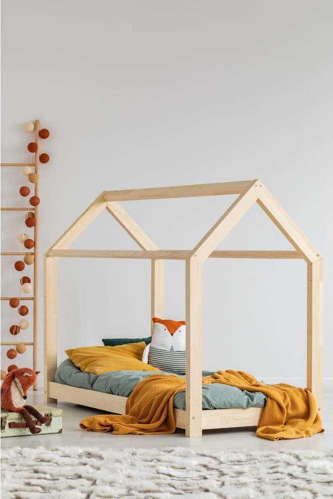 Domečková dětská postel z borovicového dřeva 120x200 cm Mila M - Adeko Adeko