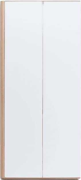 Modulový díl šatní skříně s konstrukcí z dubového dřeva