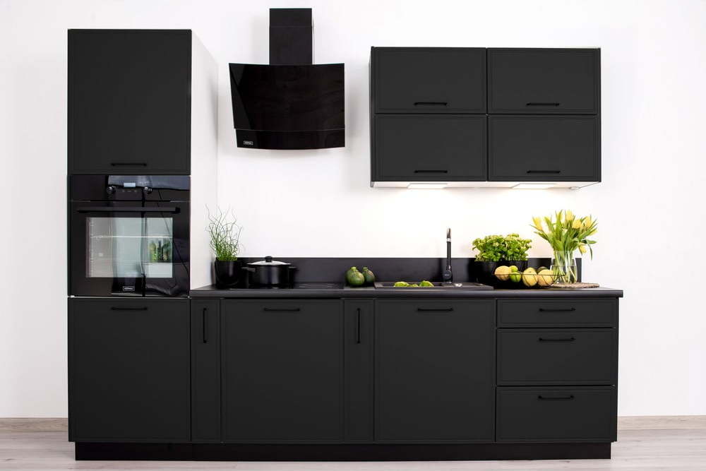 Rovná kuchyně bez pracovní desky 270 cm Aden – STOLKAR Stolkar